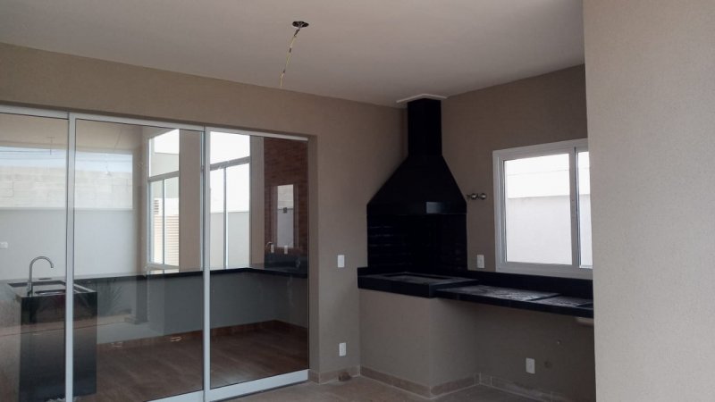 Casa Alto Padro - Venda - Putim - So Jos dos Campos - SP
