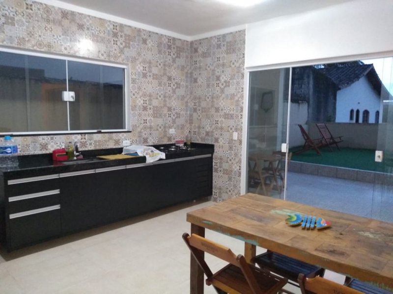 Casa em Condomnio - Venda - Massaguau - Caraguatatuba - SP