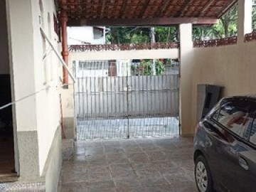 OTIMA CASA VILA ESTER