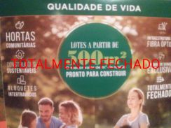 TOTALMENTE FECHADO